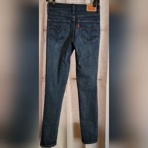 Levi's 721 High Rise Skinny Jean